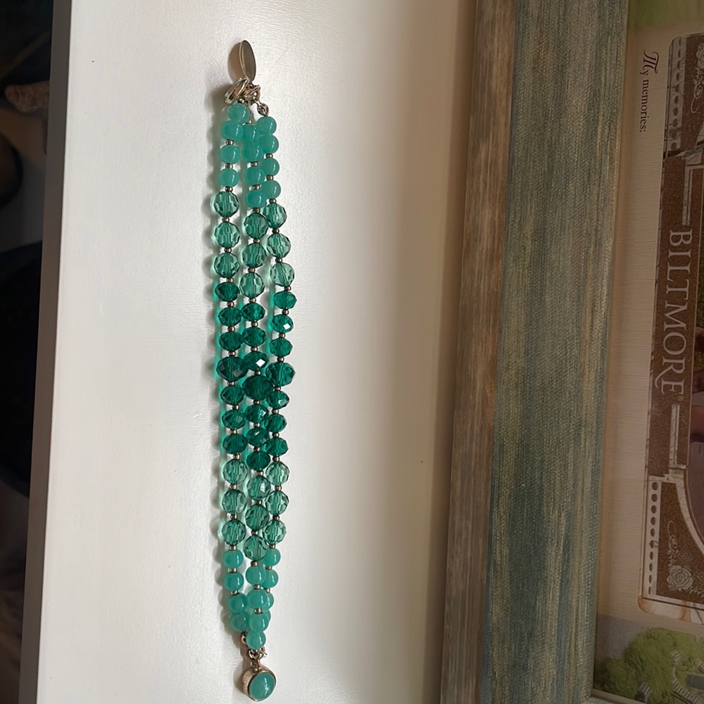 WHBM green beaded bracelet